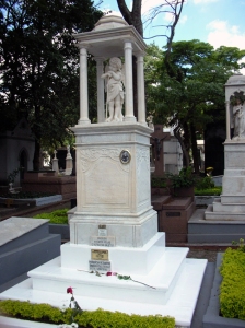 Túmulo da Marquesa de Santos no Cemitério da Consolação, São Paulo